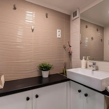 Elysian Estate Grt1 * Budapešť